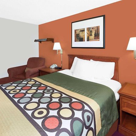 Super 8 By Wyndham Algona Hotell Exteriör bild