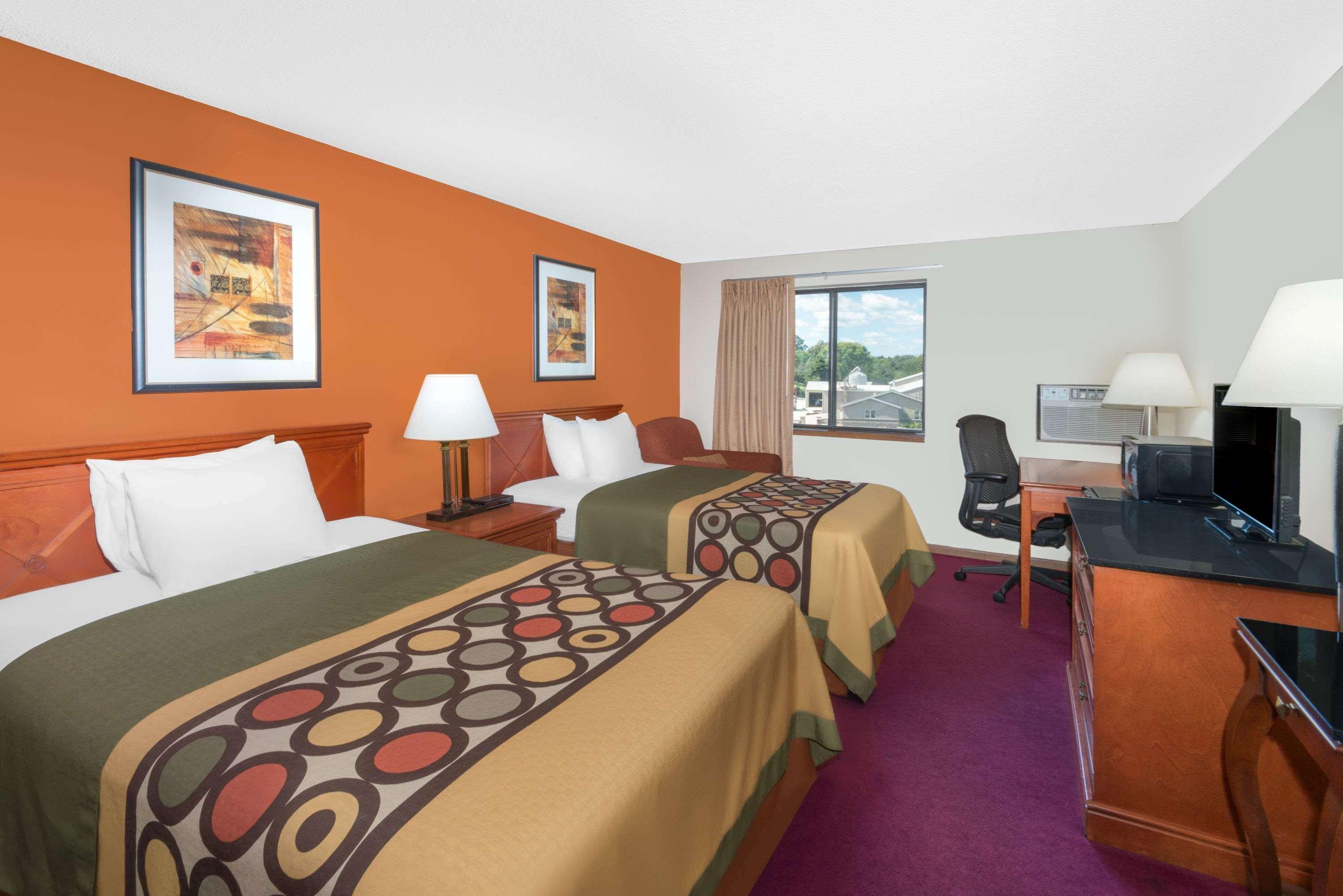Super 8 By Wyndham Algona Hotell Exteriör bild